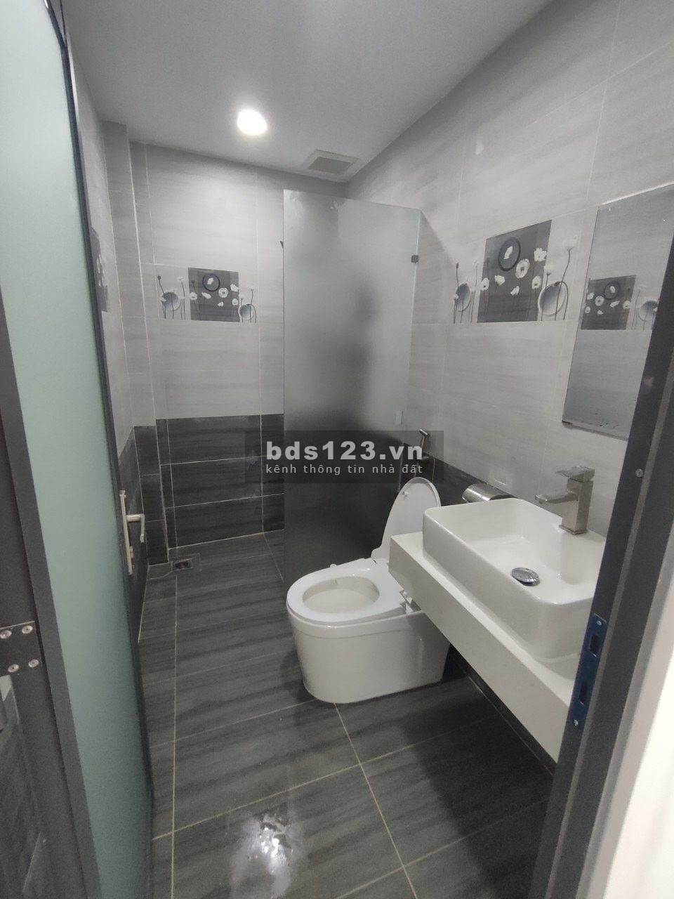 Bán Nhà Đường Số 10, Linh Trung, Thủ Đức dtsd 93m2, sổ vuông vức, giá chỉ 5.05 Tỷ
