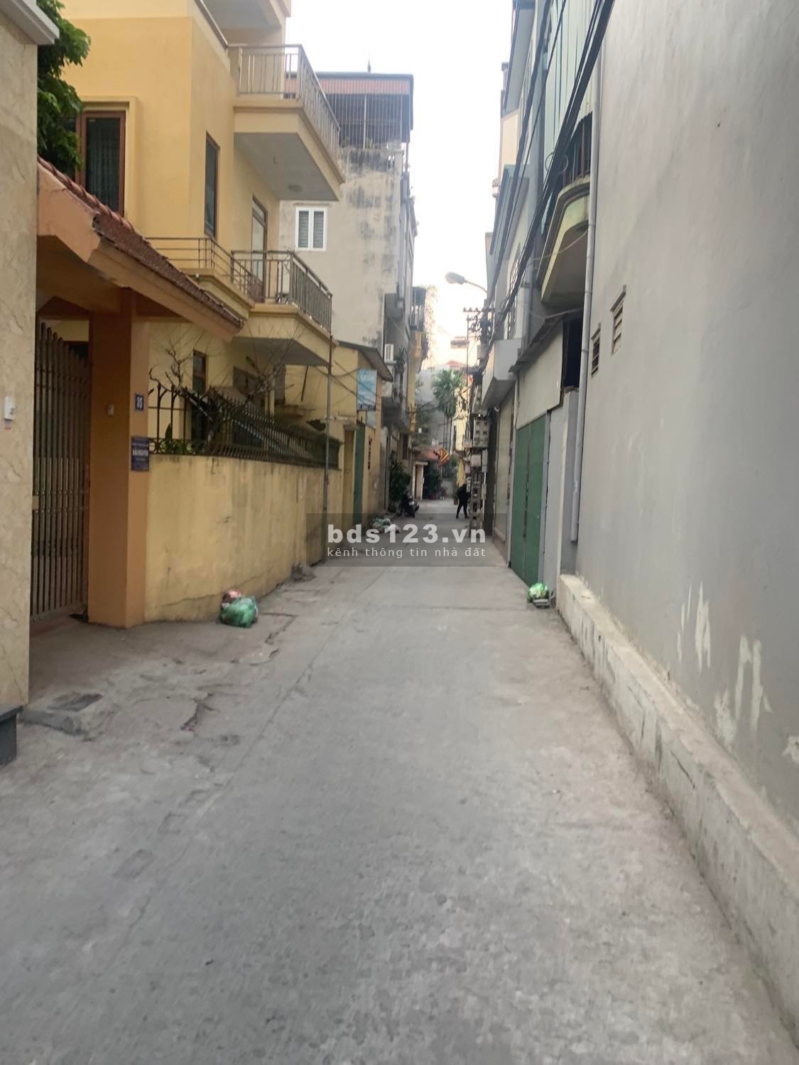 Bán nhà gần cầu tó , dtsd 45 m2