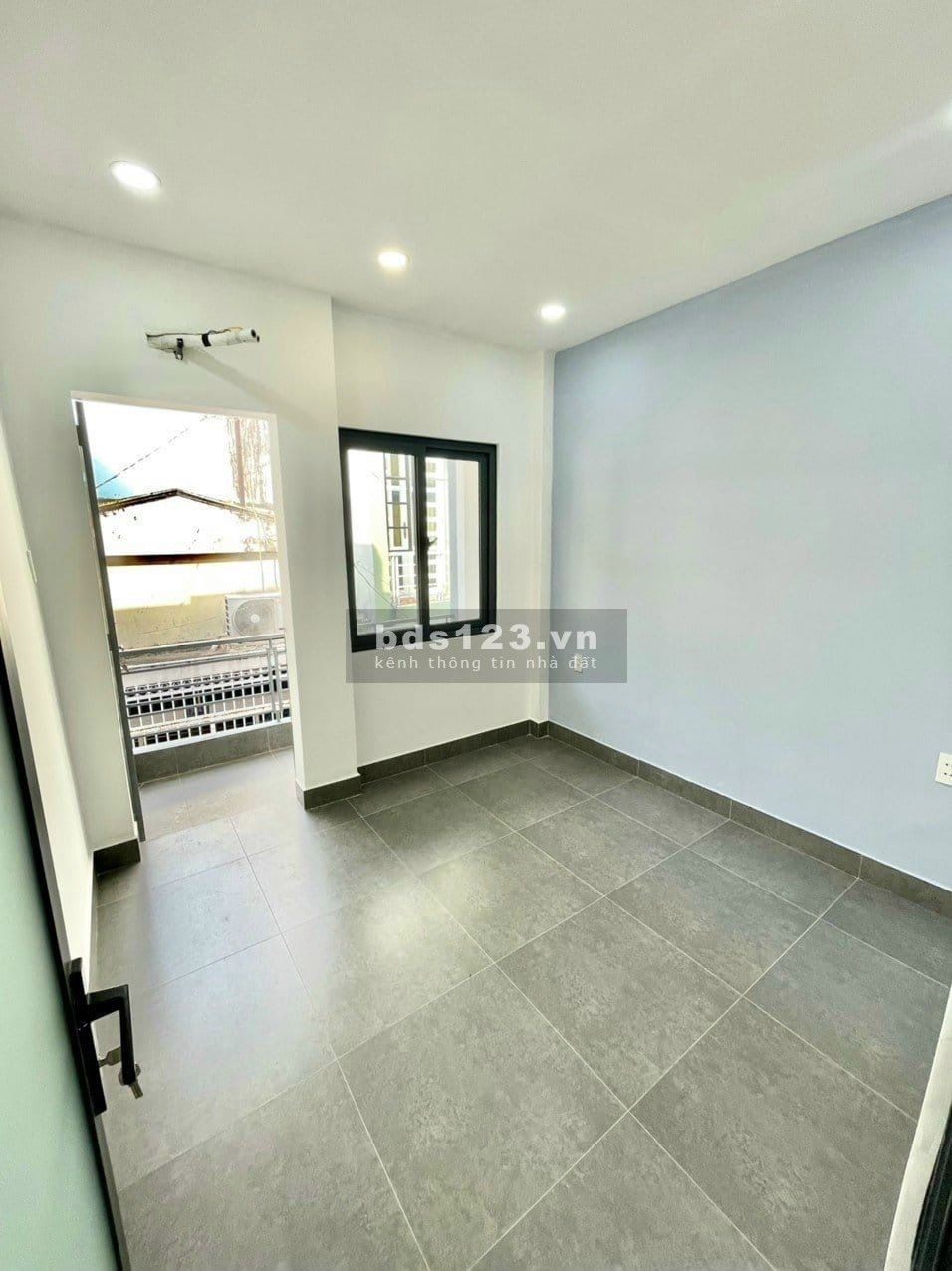 Bán Nhà Số 6 Hiệp Bình Phước, Thủ Đức, 60M2, Sổ Vuông Vức, Chỉ 4.4 Tỷ