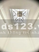 Nhỉnh 3 tỷ vừa kinh doanh được vừa 2 ô tô tránh bán nhà Tây Hồ