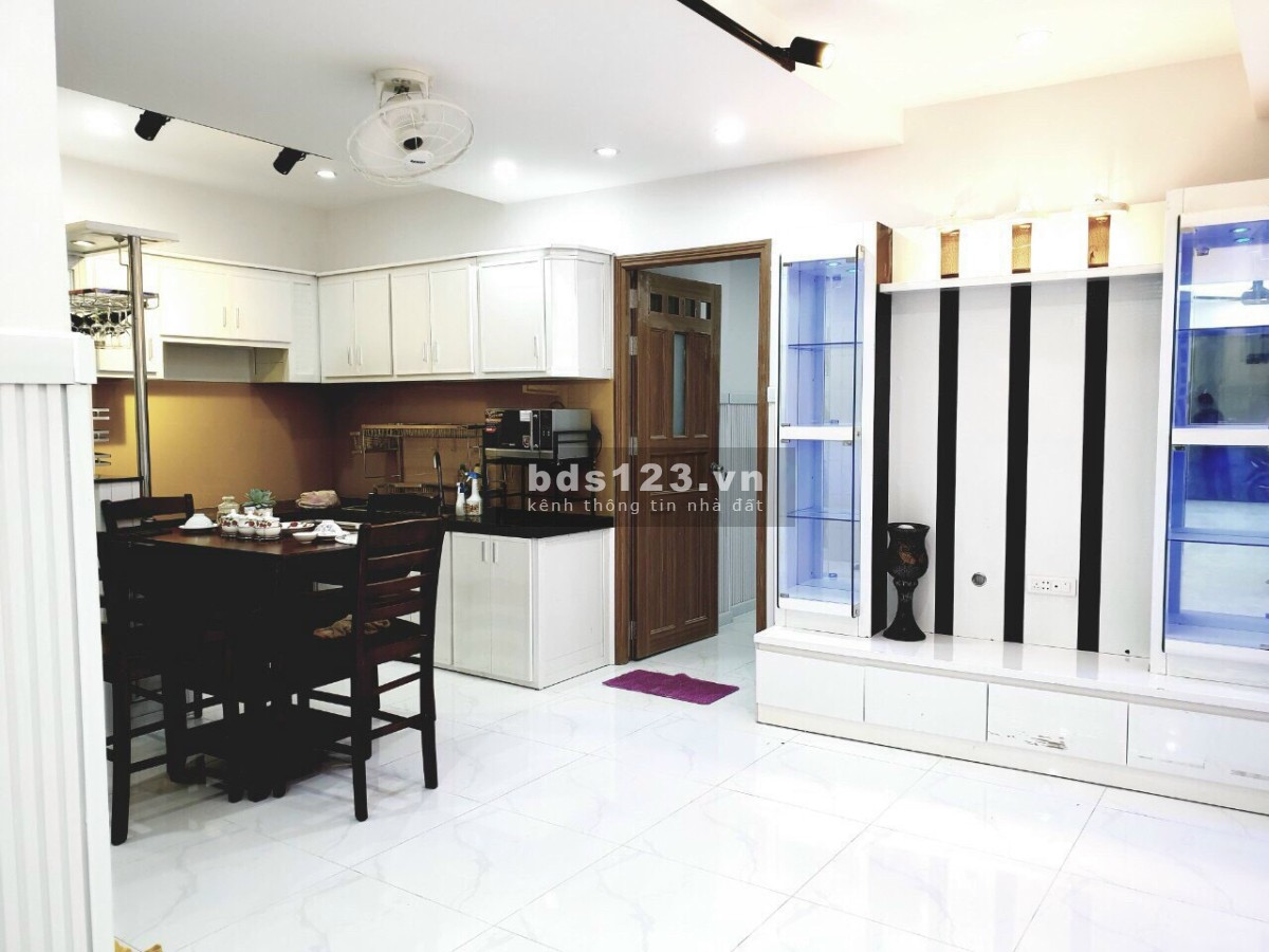 Chính chủ cần bán gấp nhà có nở hậu hẻm đường Thành Mỹ, phường 8, quận Tân Bình giá 5tỷ51