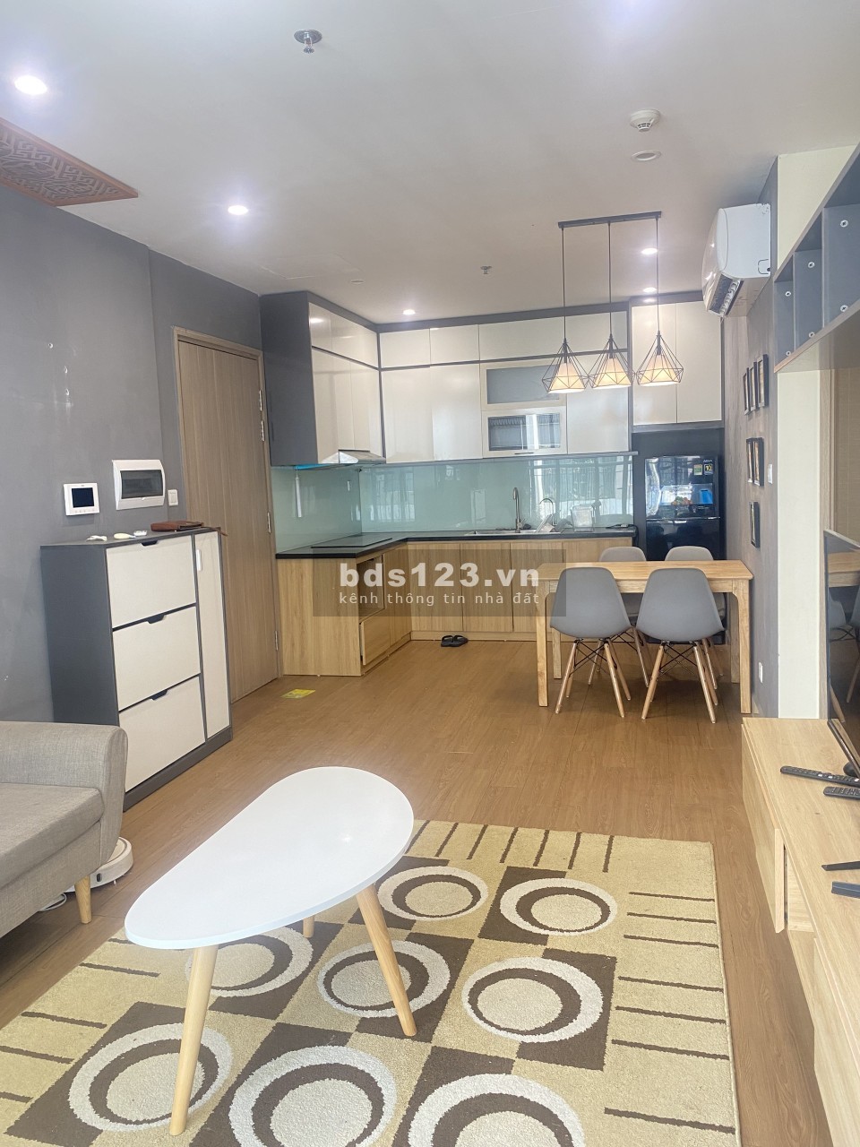 Căn hộ 3 phòng ngủ giá 2,4 tỷ tại Vinhomes Ocean Park liên hệ 0966099894