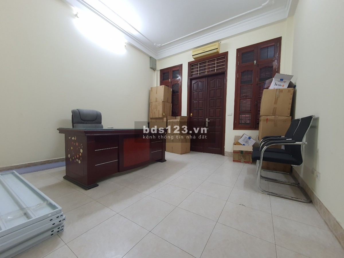 Bán nhà KĐT Đại Kim, quận Hoàng Mai, DT 55m² x 4 tầng, MT 4,5m, nhỉnh giá 11 tỷ đồng