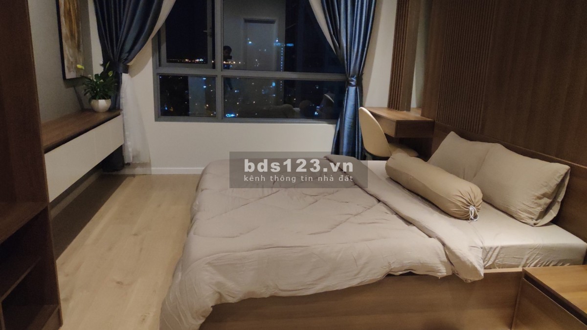 2 phòng ngủ cho thuê nhanh Đảo Kim Cương tầng cao thoáng mát