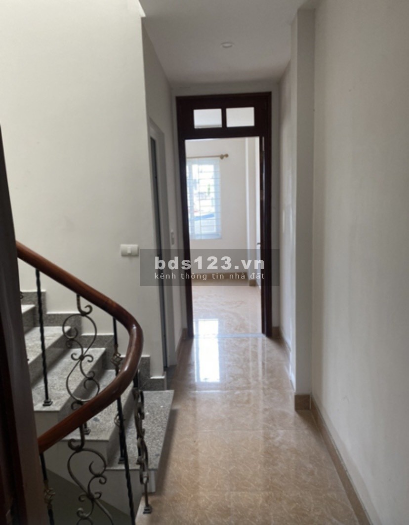 Ngợp ngân hàng cần bán gấp nhà hẻm xe hơi HTP, Q7