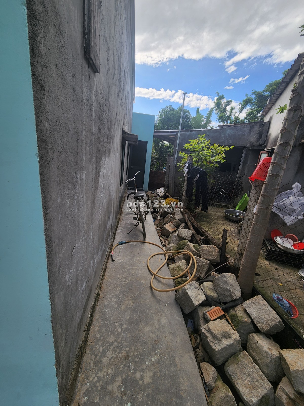 Bán nhà nguyên căn rộng 65m² giấy tờ tay
