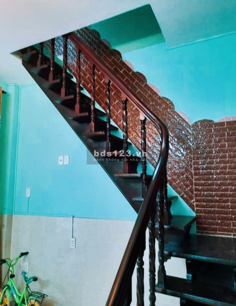 3 tỷ 3 - 23m2 nhà Phan Đăng Lưu Phú Nhuận, 2 tầng 3 gác đến cửa, đang cho thuê 7.5 triệu