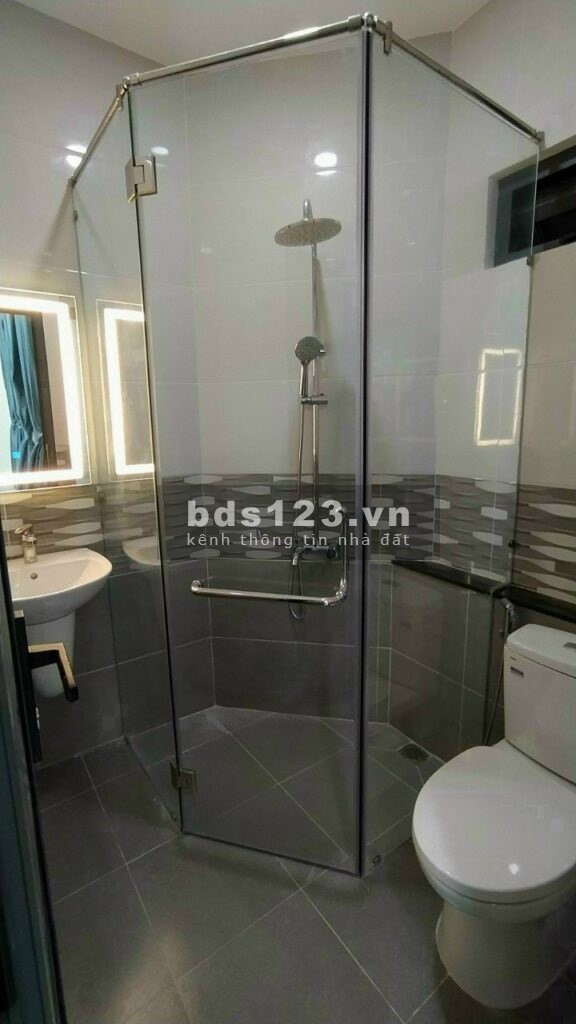 Bán lỗ xoay vốn gấp, nhà Lê Quang Định, P.11, Bình Thạnh
