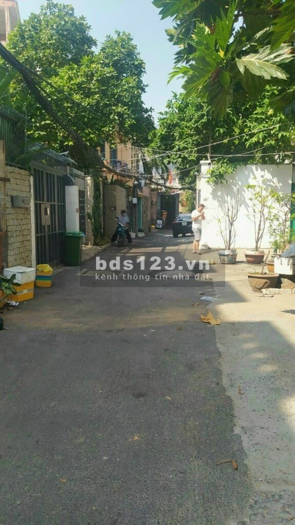 Bán lỗ xoay vốn gấp, nhà Lê Quang Định, P.11, Bình Thạnh