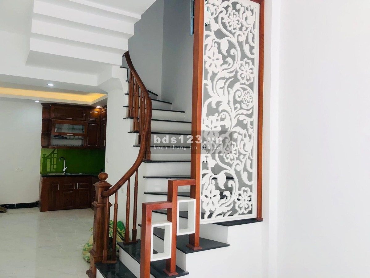 Bán nhà Yên Vĩnh mới chỉ việc về ở luôn. 2,8 tỷ- ngõ rộng, thông- sát đô thị Hinode Royal Park