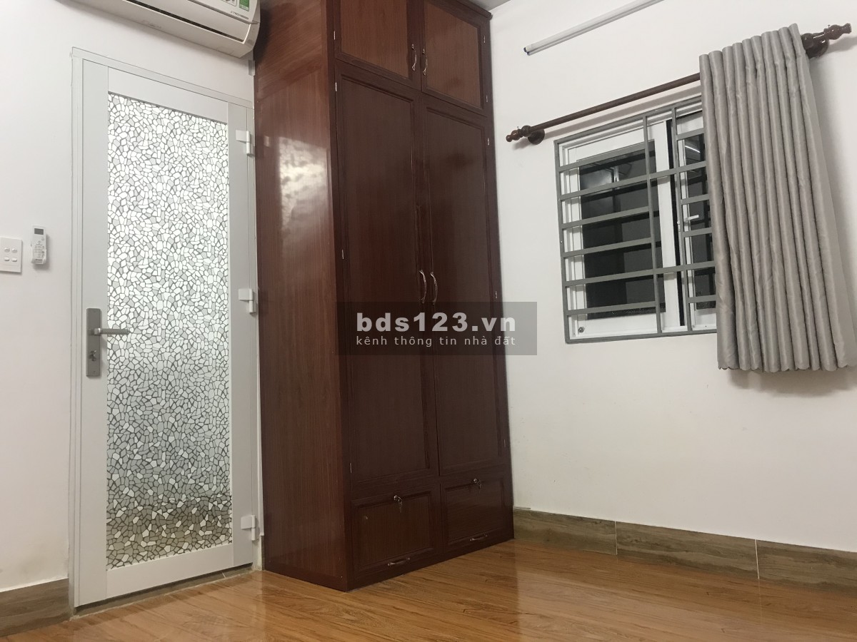 Bán nhà diện tích 40m2 Lạc Long Quân P3 Quận 11