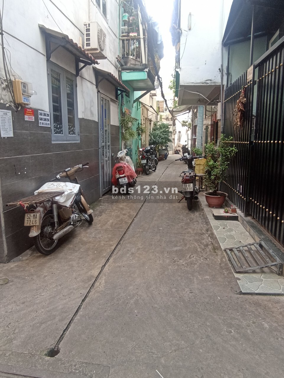 Bán nhà diện tích 40m2 Lạc Long Quân P3 Quận 11