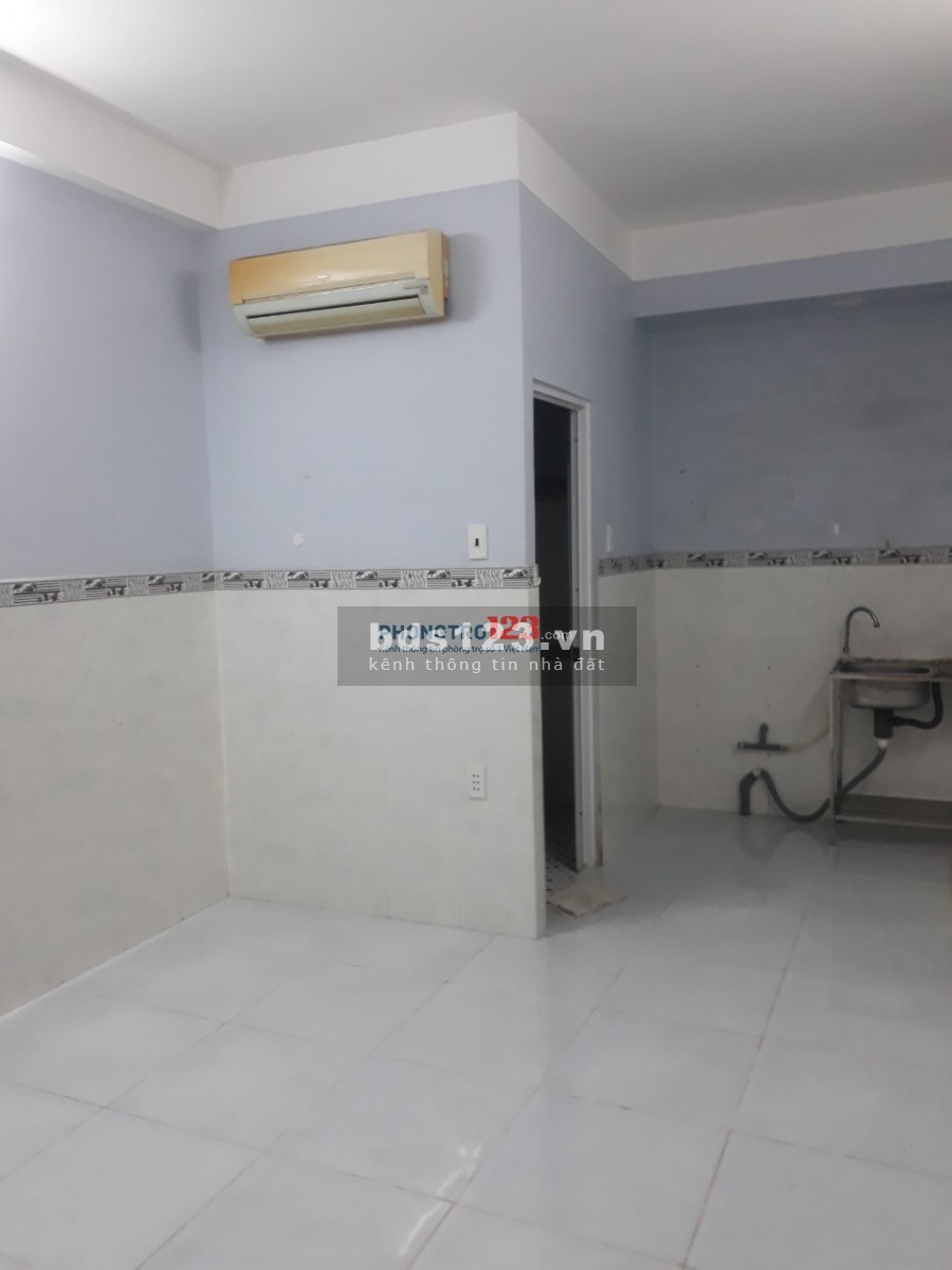 Mình tìm 1-2 bạn nữ share phòng trọ gần quận 1, quận 5 và quận 7.