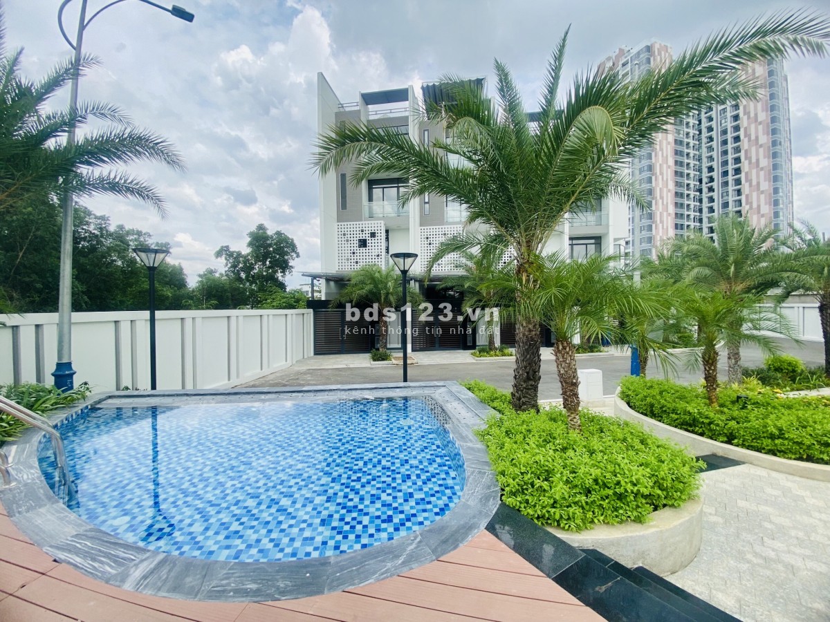 Bán nhà phố Quận 2 Precia Riverside, trệt 3 lầu + hầm, 5x25m, DTSD 472m2 có sổ giá 26 tỷ