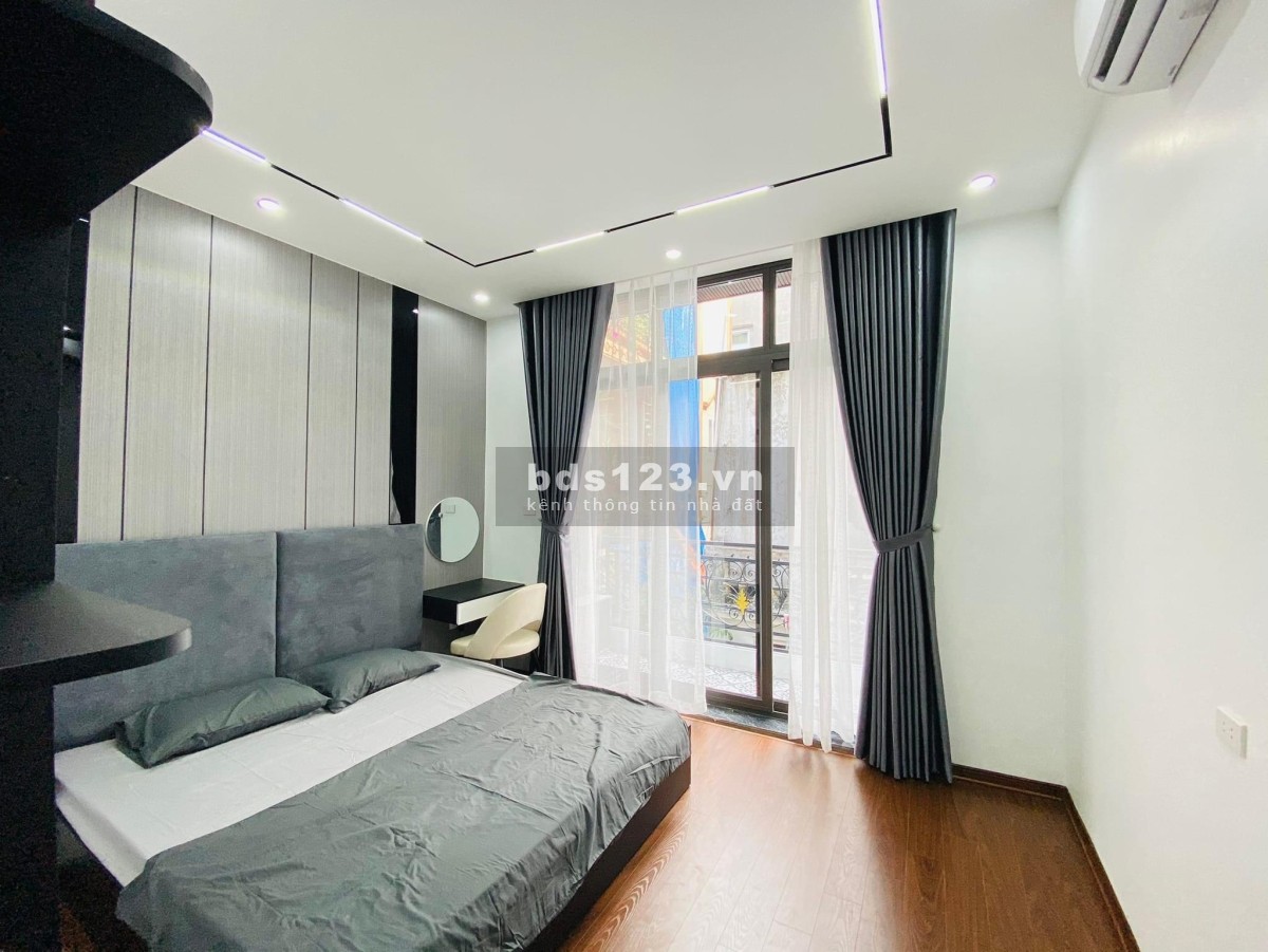 Bán nhà Võ Thị Sáu, view hồ, ô tô, kinh doanh 50m2 x 5T hơn 9 tỷ