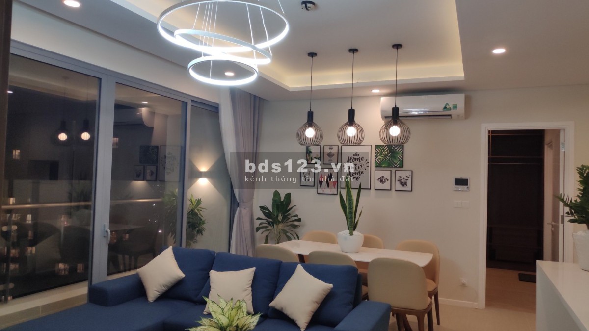 Cho thuê 2 phòng ngủ tầng cao nột thất cực xịn Đảo Kim Cương