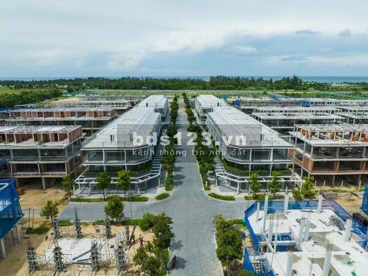 Nhà bán 2 mặt tiền giá chỉ từ 4 tỉ đồng, pháp lý sở hữu lâu dài