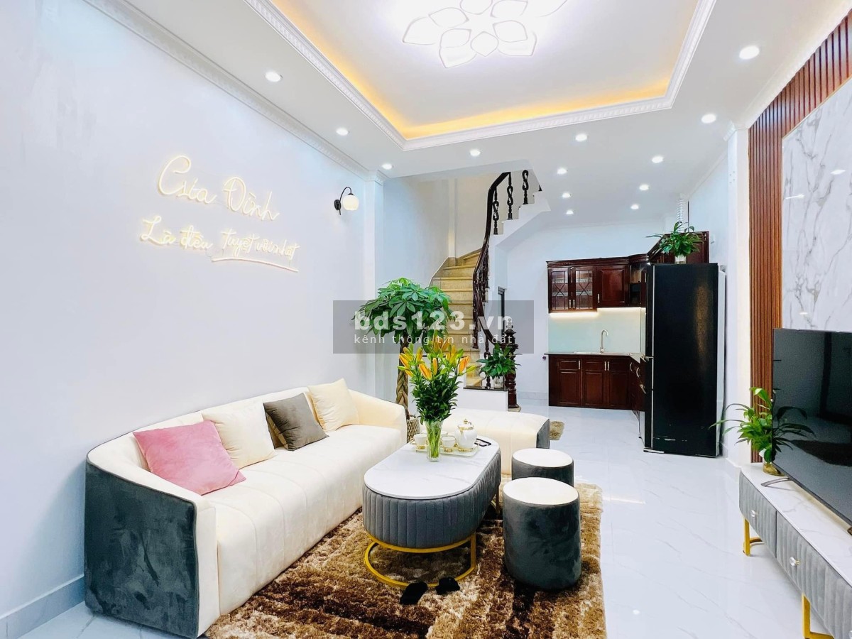 Bán nhà Quan Nhân, Thanh Xuân, căn góc 2 mặt thoáng, DTSD 35m² x 5 tầng, giá 4 tỷ