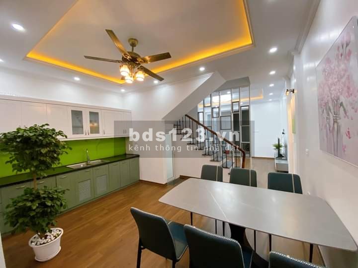 Bán nhà Minh Khải ô tô đỗ cửa dtsd 40m2, 5 tầng giá 3.5 tỷ