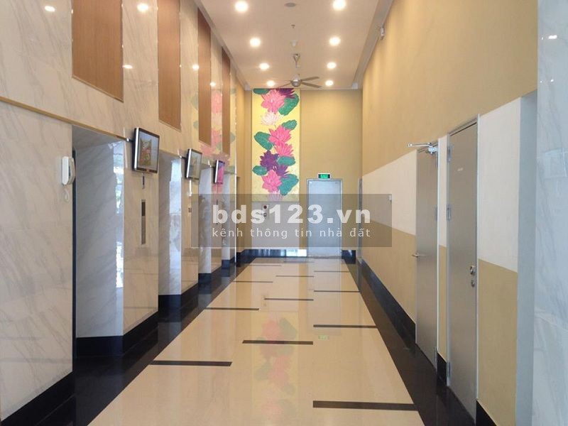 Bán nhanh căn hộ tại Lạc Hòng giá chưa đến 3 tỷ tầng cao view đẹp quan tâm lh 0899666828