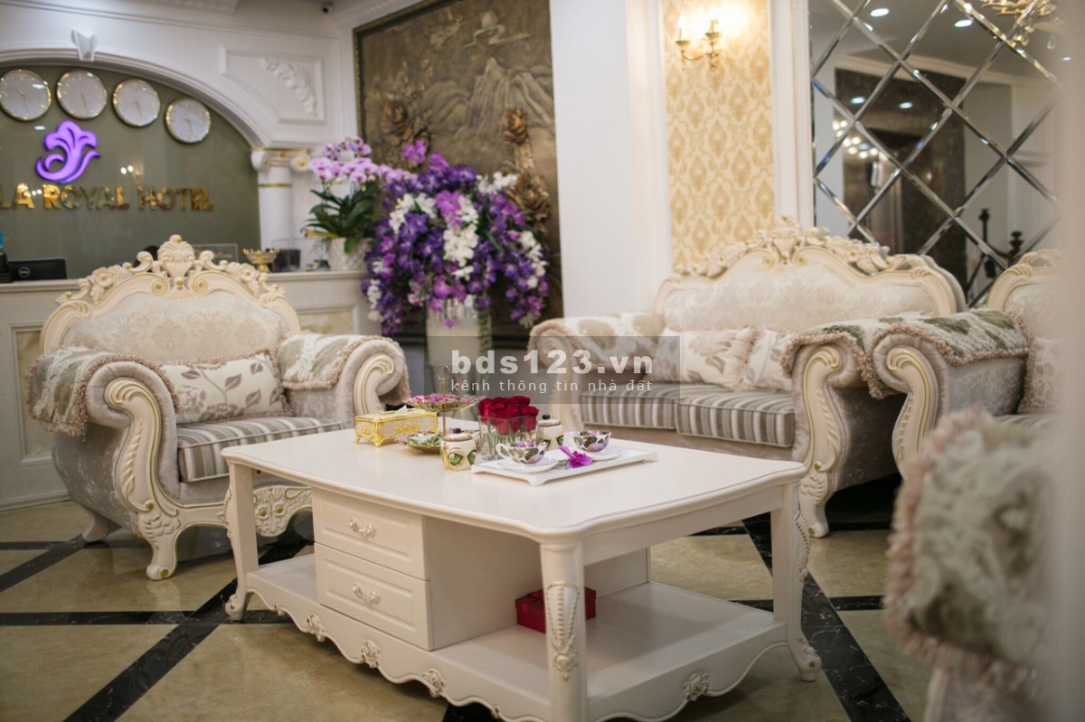 Chính chủ cần bán gấp khách sạn ở phố Lương Ngọc Quyến giá 700 Tỷ