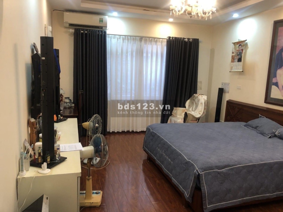 Bán Nhà Trần Khát Chân, gần phố, dân xây, DT 60m² x 5 tầng,…