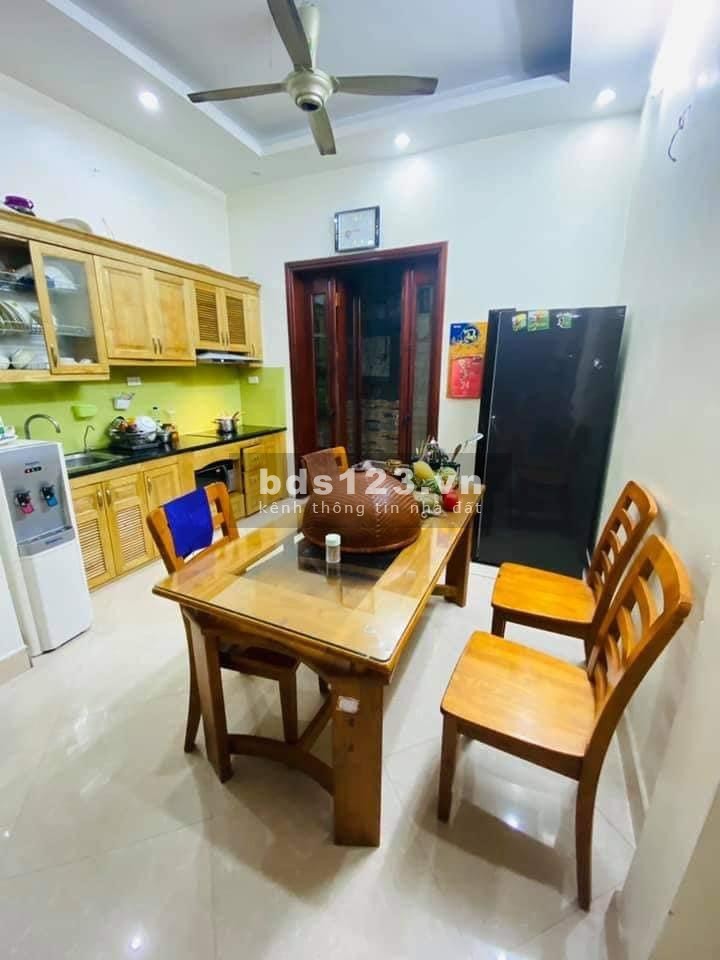 Bán Nhà Trần Khát Chân, gần phố, dân xây, DT 60m² x 5 tầng,…