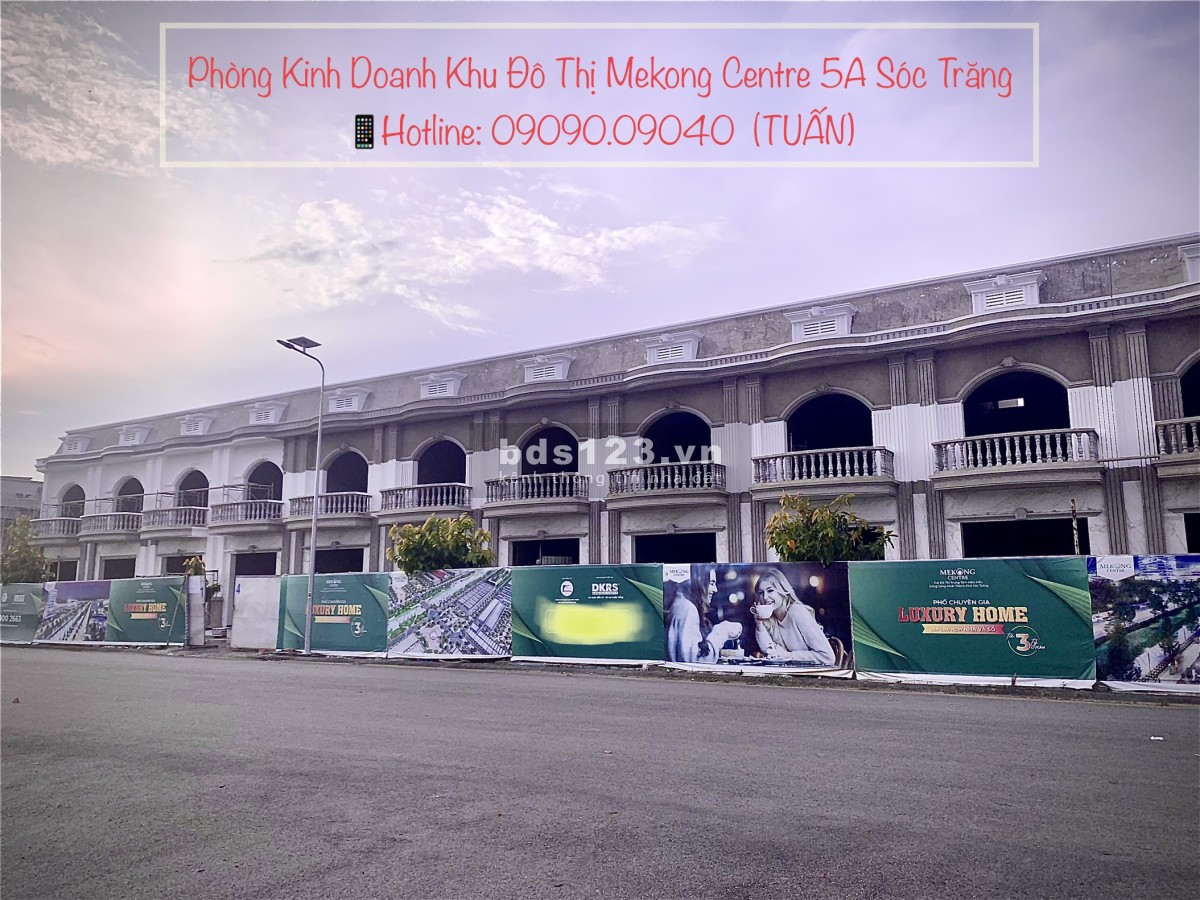 Bán nhà phố mặt tiền 1 trệt, 1 lầu, sân thượng, view siêu đẹp, giá đầu tư tốt