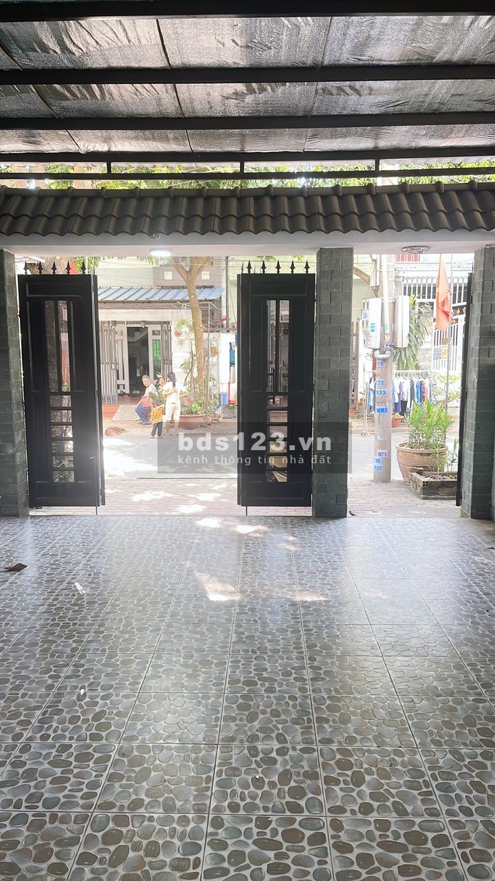 Cho THUÊ NHÀ Nguyên căn 1 trệt 1 lầu Đông Hoà GẦN CHỢ Dĩ An, BigC, TTHC