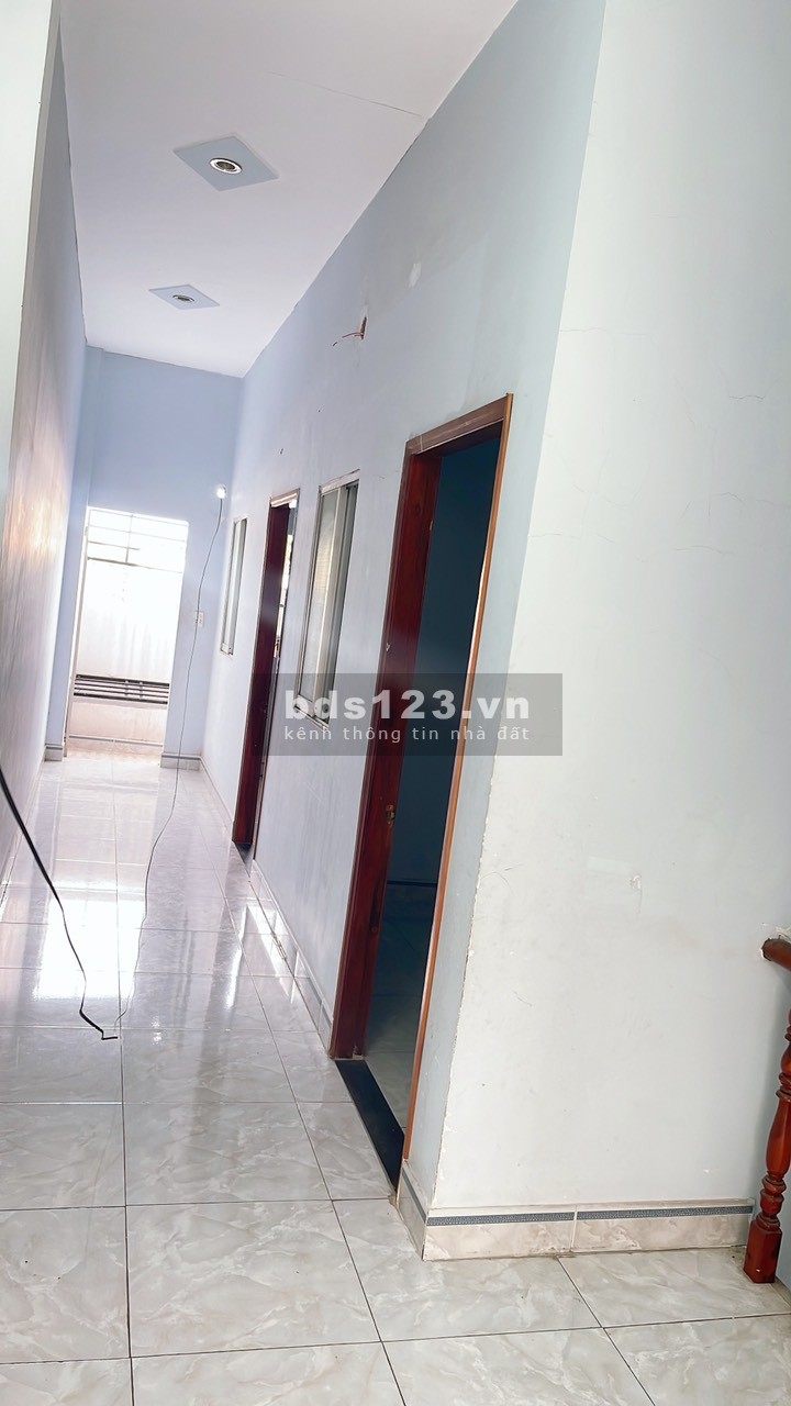 Cho THUÊ NHÀ Nguyên căn 1 trệt 1 lầu Đông Hoà GẦN CHỢ Dĩ An, BigC, TTHC