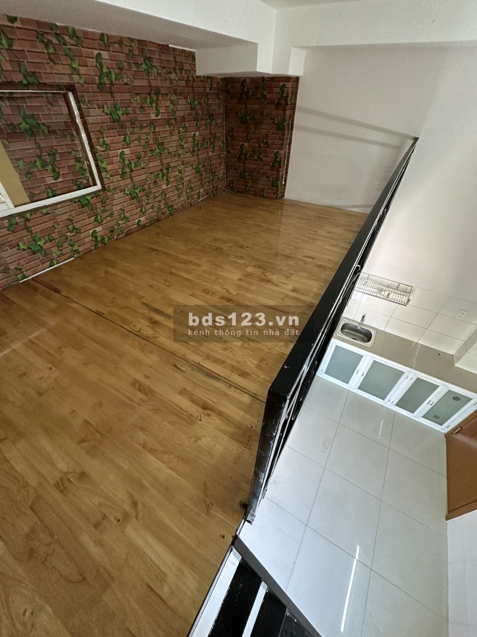 Bên mình cho thuê phòng: Nguyễn Thị Thập, P. Bình Thuận Q7, LH: 0901408793
