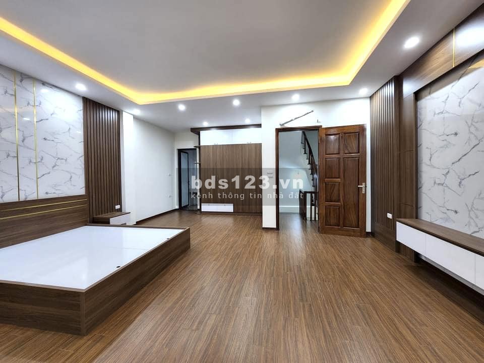 Nhỉnh 6 tỷ có nhà mới đẹp phố TRƯỜNG CHINH- ĐỐNG ĐA, ô tô đỗDT 55m² x 5 tầng