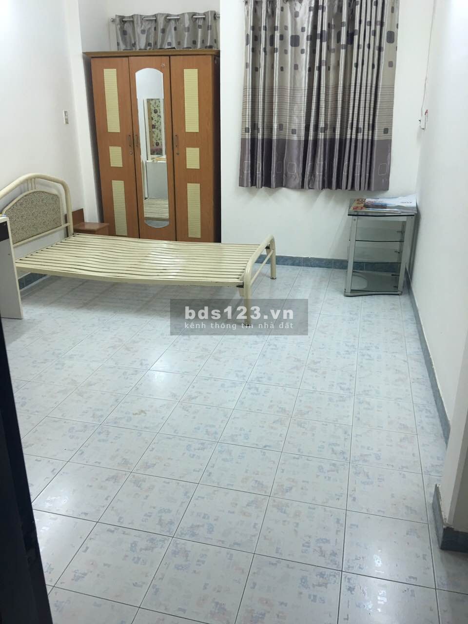 Nhà thuê nguyên căn. Trệt, lững, 3 lầu, 5PN, Giá 18 triệu/tháng