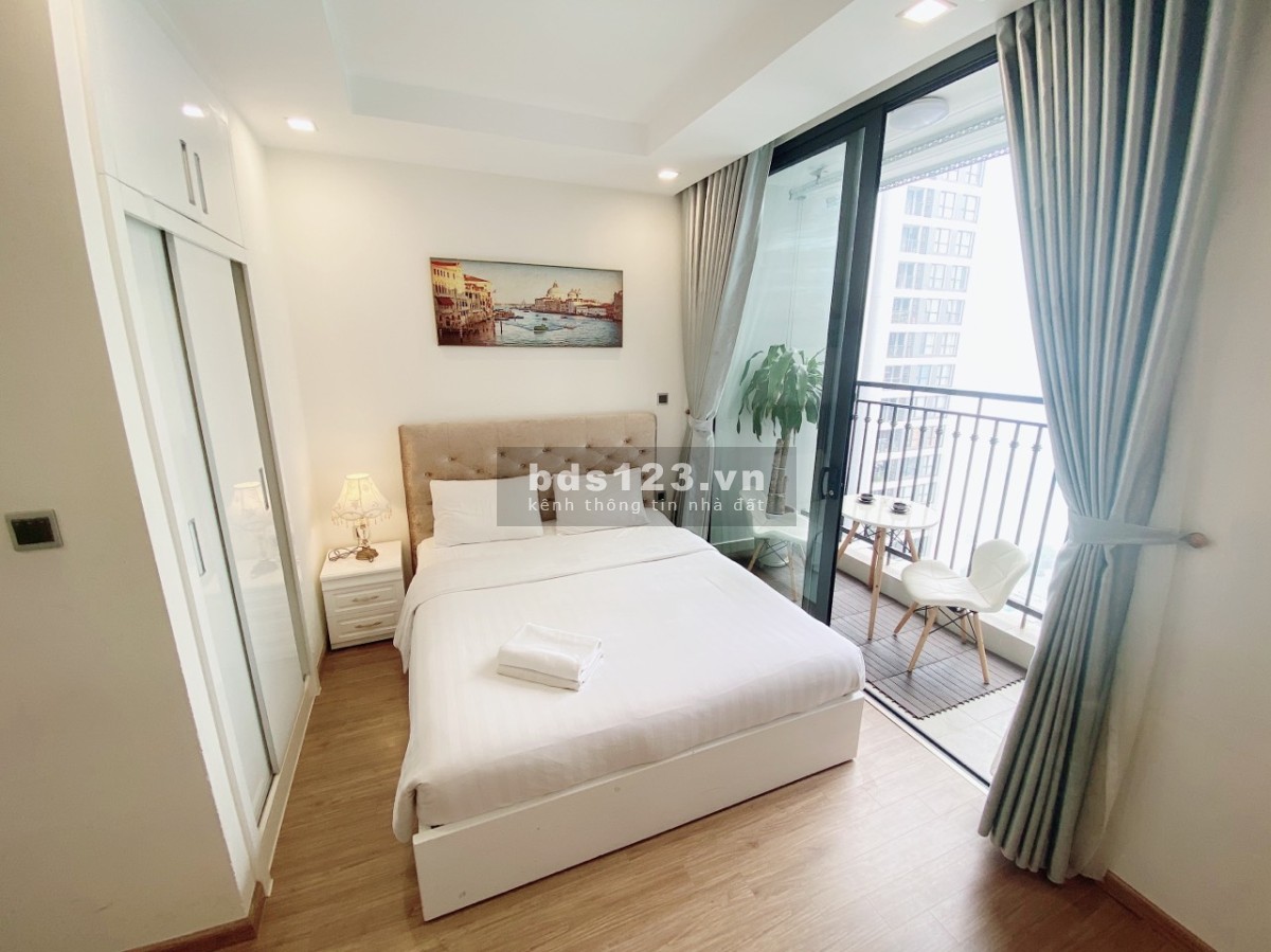 Tôi cho thuê căn hộ Studio 1N full đồ VH Green Bay vào ở luôn giá chỉ 8.5tr/tháng. LH: 0385418696