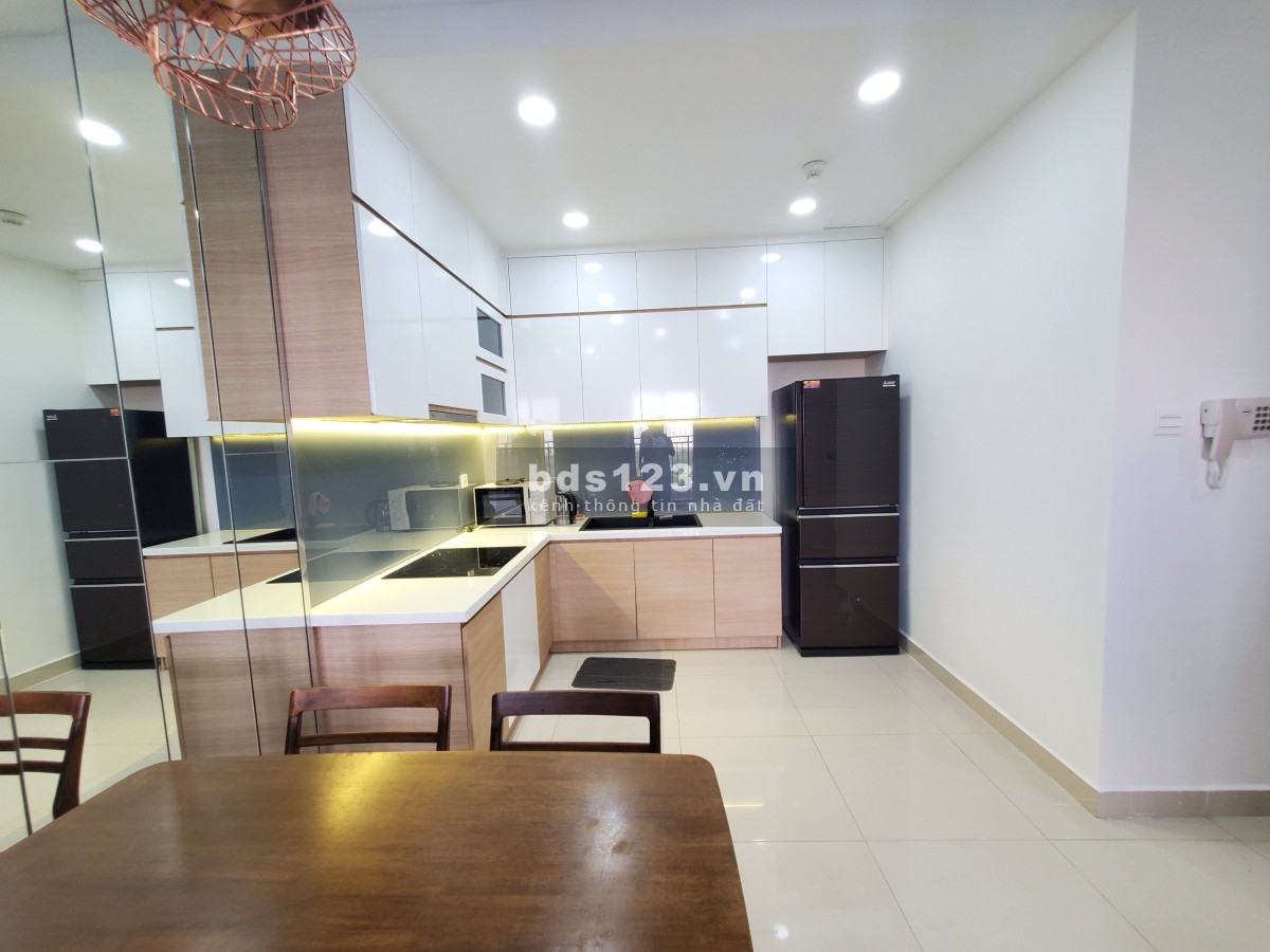 Căn 2 phòng ngủ đầy đủ nội thất được decor siêu đẹp giá chỉ từ 16 triệu/tháng
