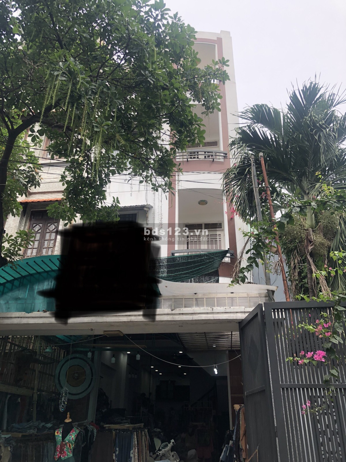 Cho thuê nguyên căn 5x18m. 1 trệt, 2 lầu, sân thượng, có chỗ đậu xe hơi