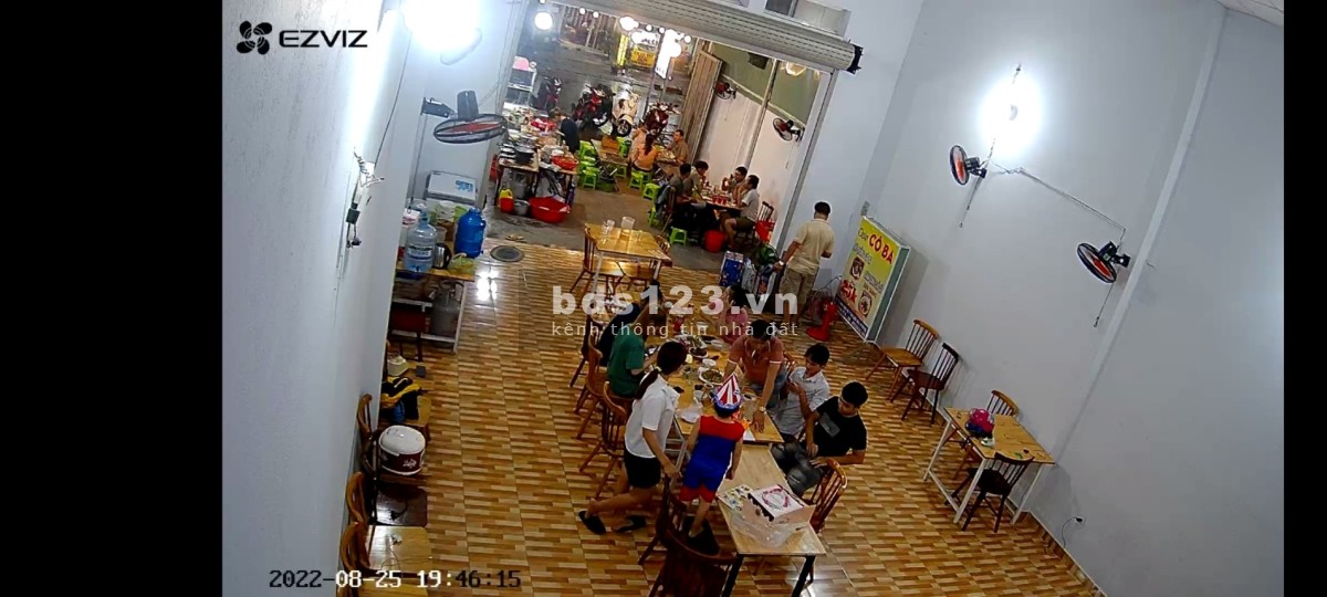 Cần sang quán ăn khu vực Quận 9, gần Ngã Tư Thủ Đức. Sang quán 150 triệu (thiện chí Thương Lượng)