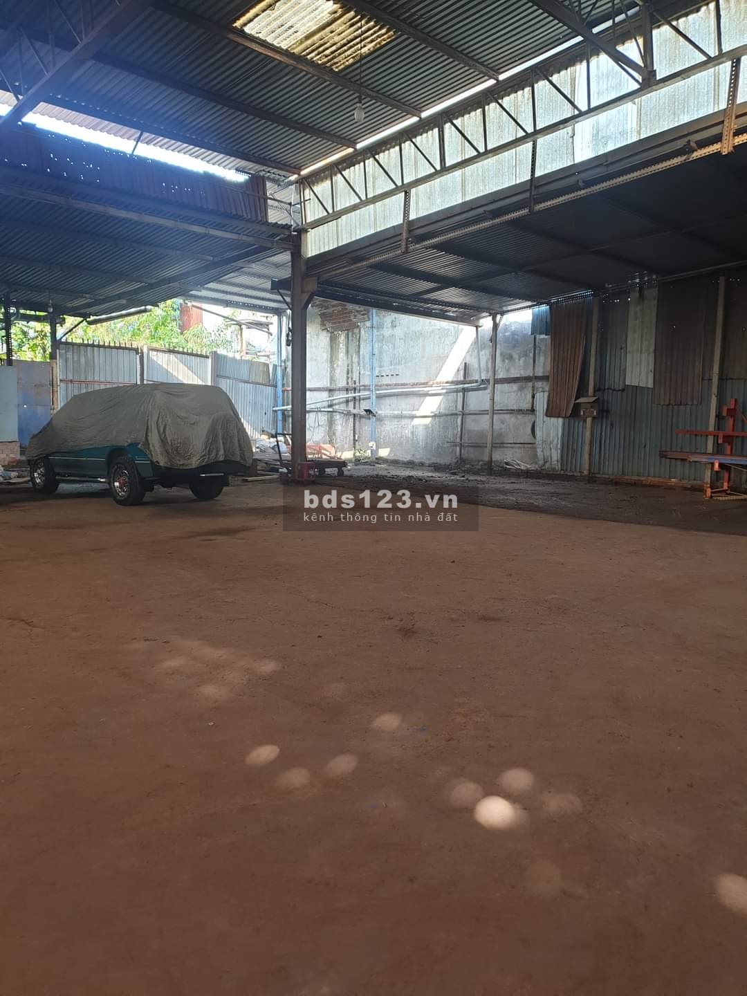 Cho Thuê mặt bằng làm Kho, nhà xường, bãi xe....
