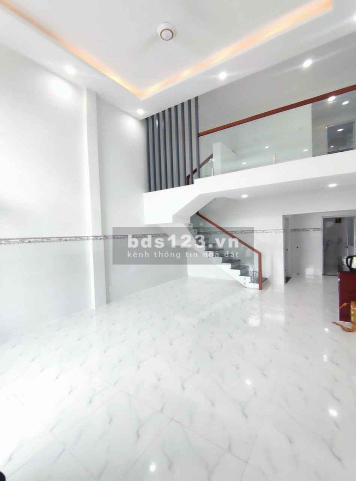 Bán nhà sổ riêng Bình Phước, 2 phòng ngủ, liên hệ 0769028652