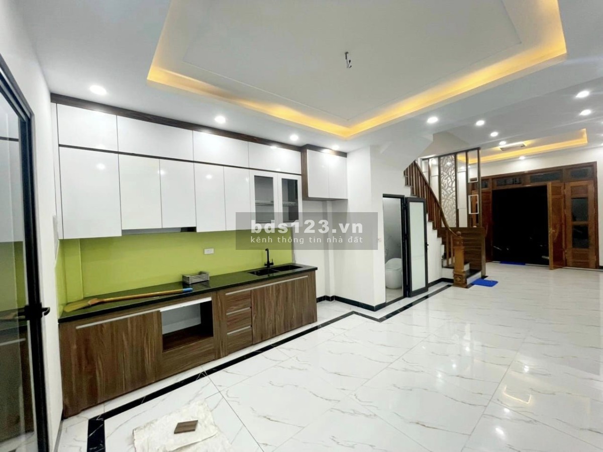 Bán nhà riêng phố Lê Lợi, ô tô tránh kinh doanh, tặng toàn bộ nội thất, DT 40m², giá 6,3 tỷ
