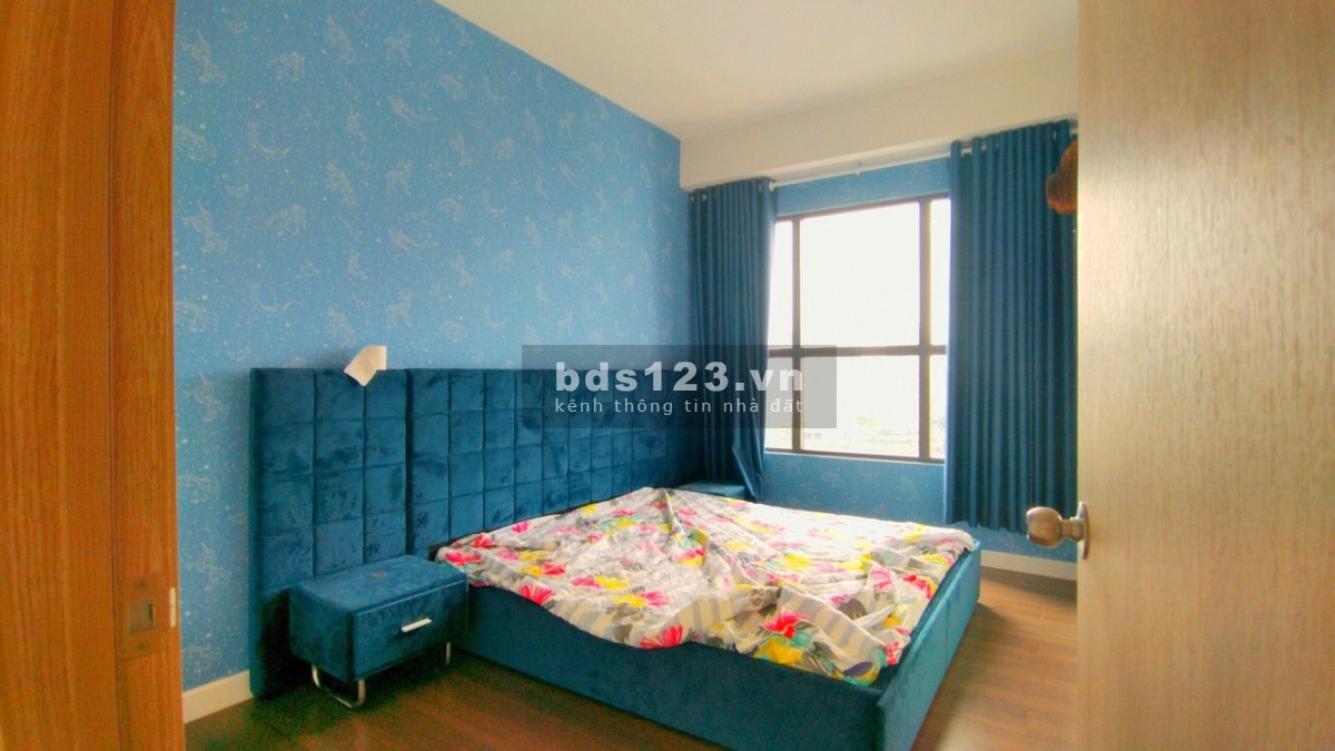 Kẹt tài chính cần bán gấp căn 3PN The Sun Avenue đầy đủ nội thất. Giá 5.3 tỷ.LH: 0901.858.818 Mr Hải