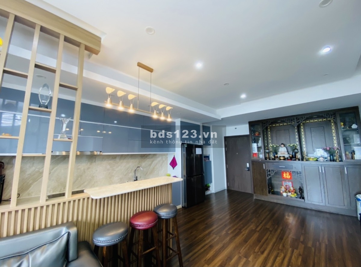 Kẹt tài chính cần bán gấp căn 3PN The Sun Avenue đầy đủ nội thất. Giá 5.3 tỷ.LH: 0901.858.818 Mr Hải