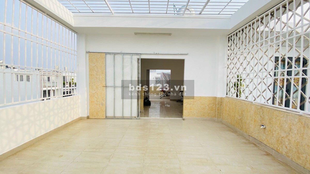 Bán nhà Nhà Bè khu Anh Tuấn Green Riverside. DT 5,2 x 15,5m, 3 lầu x 4 PN, Huỳnh tấn Phát