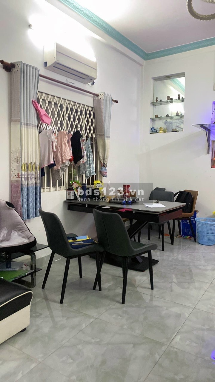 Bán nhà đường Phan Đăng Lưu, diện tích 51m2, 1 trệt 1 lầu, 2PN 2WC. Nhà gần Phan Xích Long