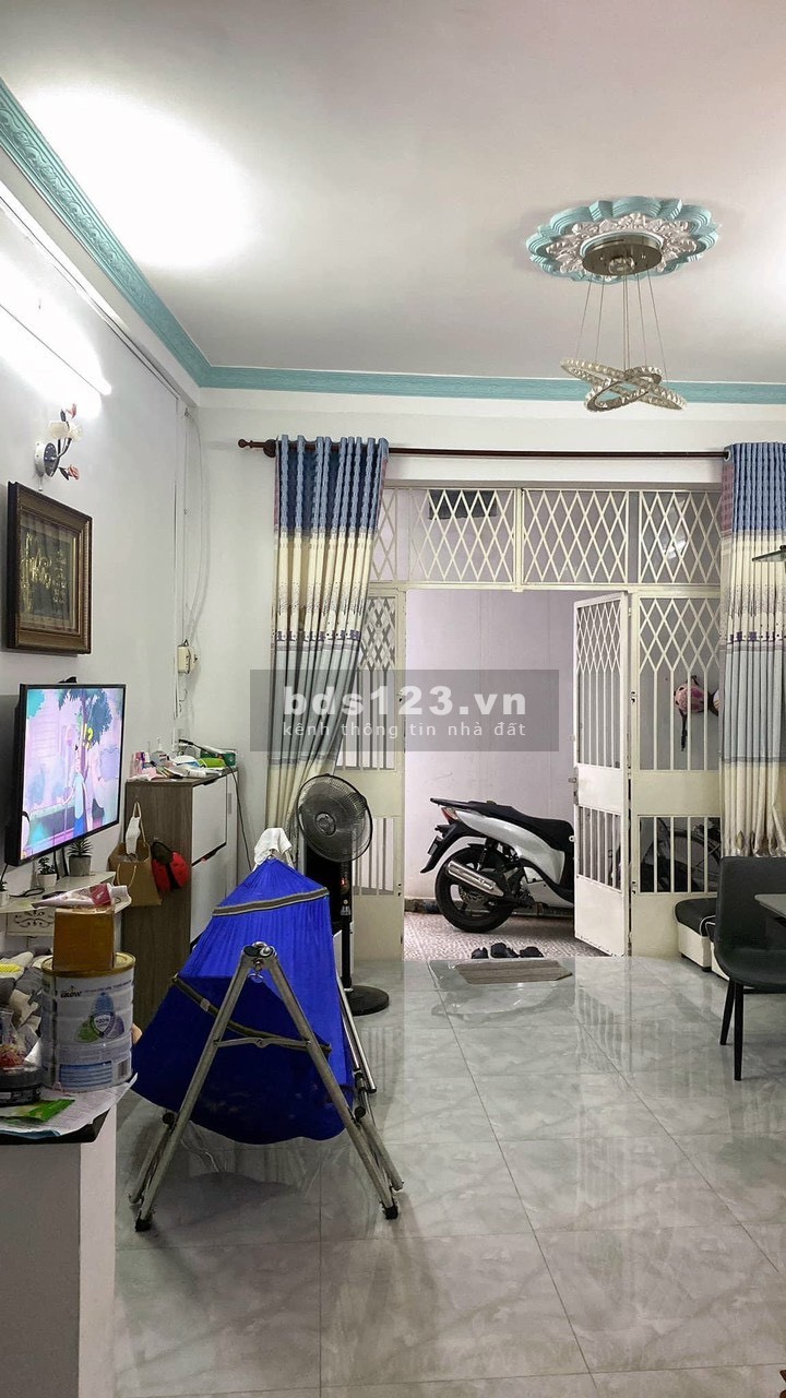 Bán nhà đường Phan Đăng Lưu, diện tích 51m2, 1 trệt 1 lầu, 2PN 2WC. Nhà gần Phan Xích Long