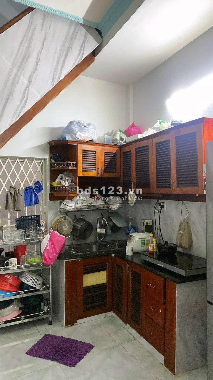 Bán nhà đường Phan Đăng Lưu, diện tích 51m2, 1 trệt 1 lầu, 2PN 2WC. Nhà gần Phan Xích Long