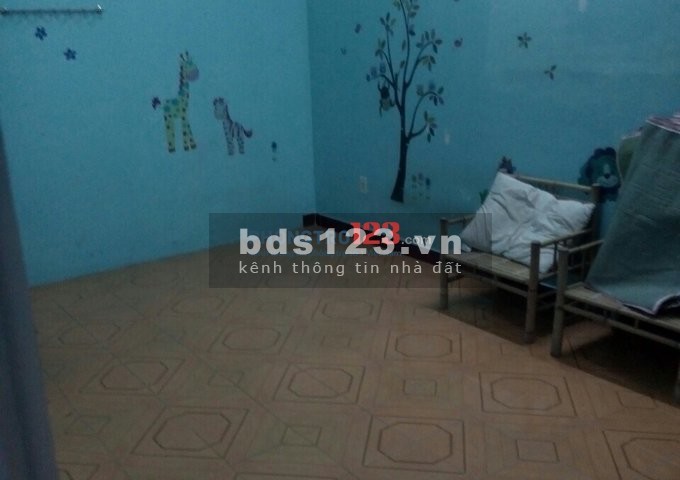 Phòng cho 1 nữ nhân viên văn phòng 12m2 sạch đẹp an ninh đi riêng bao net 1,4 triệu/tháng