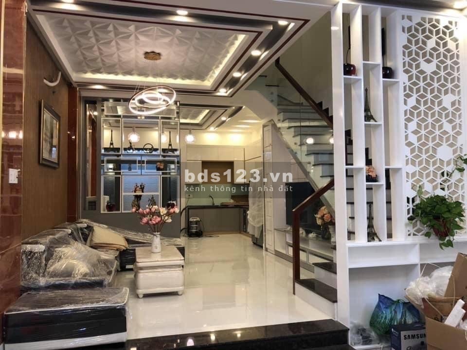 Nhà Mới Hiện Đại 5x16m 3 Lầu 4PN Gara Xe, 2552 Huỳnh tấn Phát 7,5 Tỷ