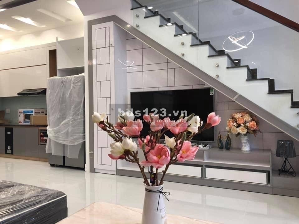 Nhà Mới Hiện Đại 5x16m 3 Lầu 4PN Gara Xe, 2552 Huỳnh tấn Phát 7,5 Tỷ