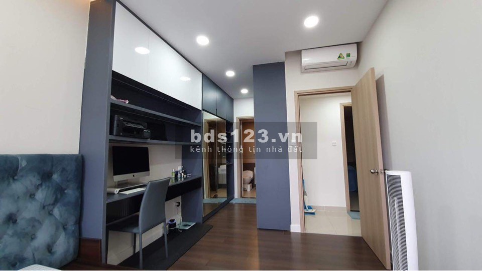 Bán 2PN The Sun Avenue view sông SG, đầy đủ nội thất. Giá 4 tỷ (bao thuế phí) LH: 0901858818 Mr Hải